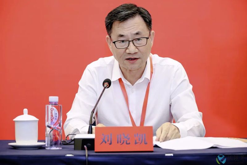 曉凱800.jpg 曉凱800.jpg