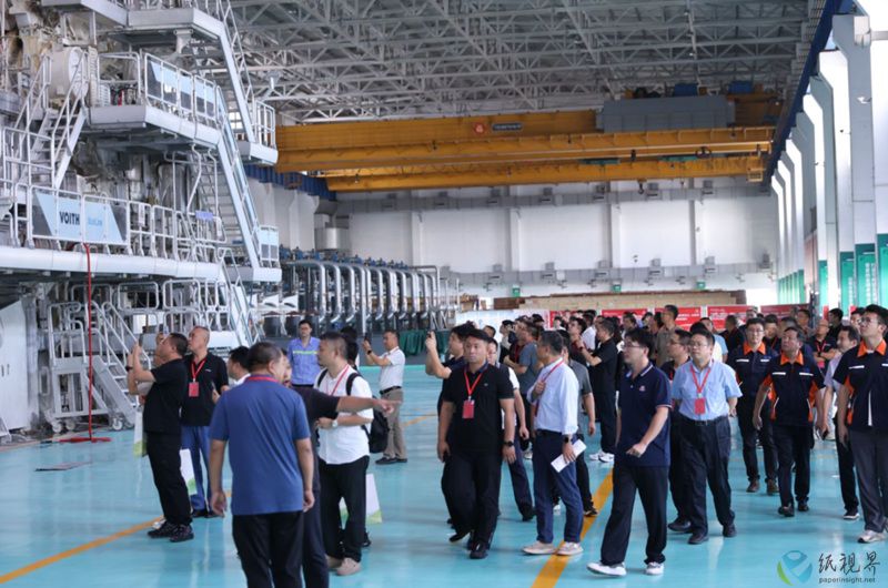 參觀-800.jpg 參觀-800.jpg